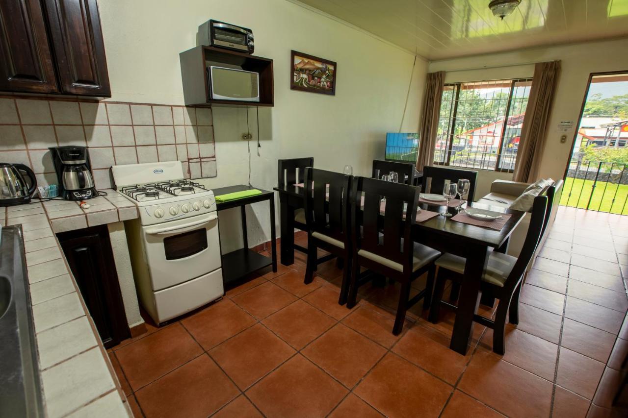 Condo'S Vista Al Volcan La Fortuna Ngoại thất bức ảnh